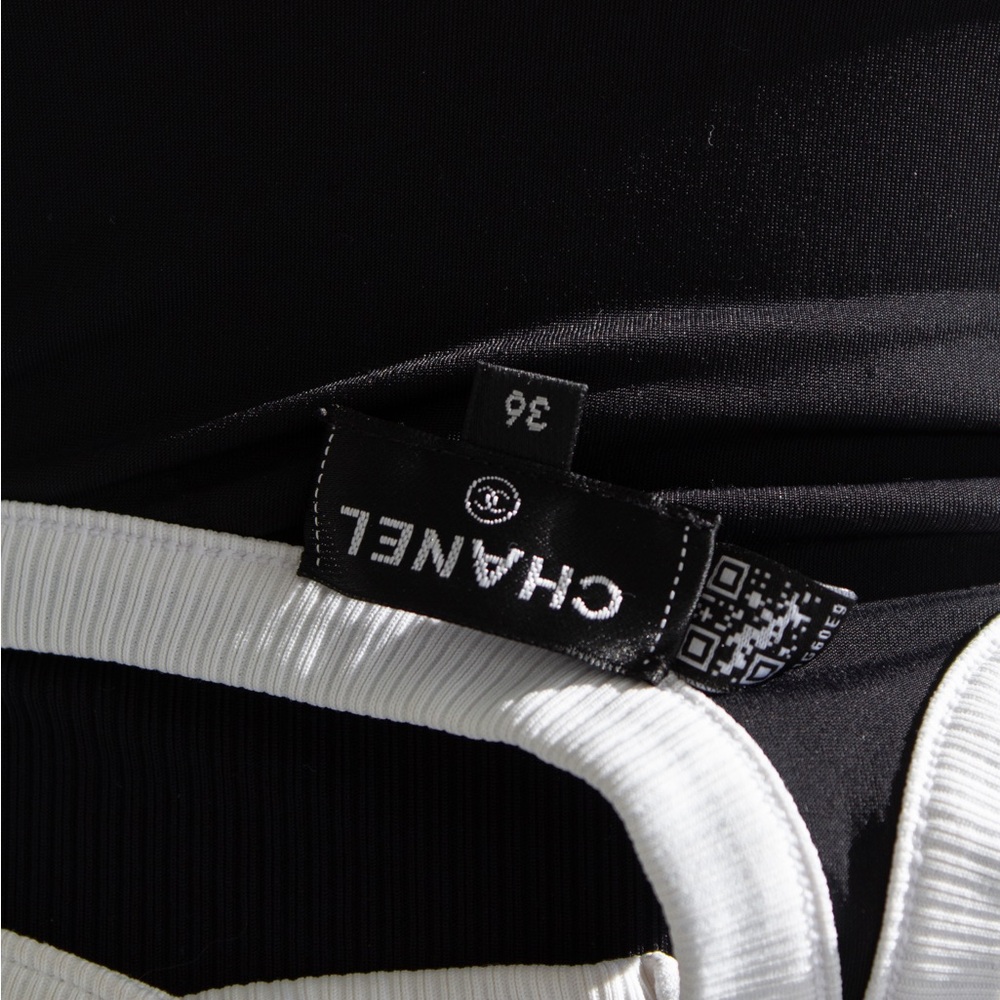 Chanel Spring/Summer 2022 Black White Ribbed Crystal CC 22S Bodysuit Swimsuit - Picture 12 of 16